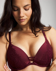 VELVET PLUM - Push-up Plunge Bra with Lace | Soma