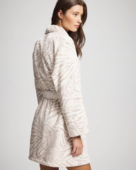 ZEBRA ZEN GRAY GLASS - Plush Short Robe | Soma