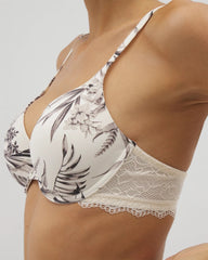 PALM PERFECT M CHAMPAGNE - Embraceable Demi Bra with Lace Trim | Soma
