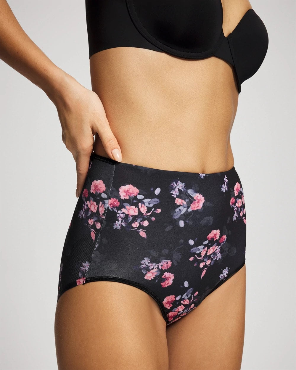 FLORAL DREAMS BLACK MINI - High-Waist Brief Panty | Soma