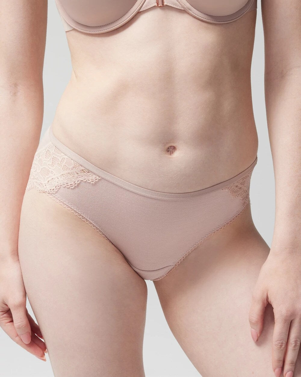 ADOBE ROSE - Hipster Panty with Enchanting Lace | Soma