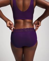 MAJESTIC PURPLE - Hipster Panty with Enchanting Lace | Soma
