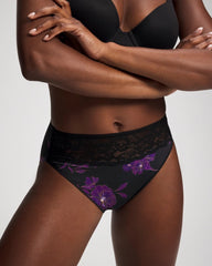 GILDED BLOOMS MAGENTA M - Edge High-Leg Panty with Lace | Soma