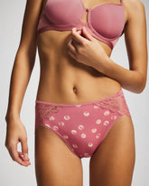 WATER SPOTS ANTIQUE PINK - High-Leg Panty with Enchanting Lace | Soma