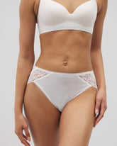 OPTIC WHITE - High-Leg Panty with Enchanting Lace | Soma