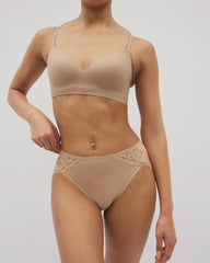 WARM AMBER - High-Leg Panty with Enchanting Lace | Soma