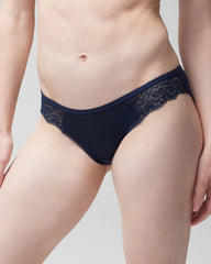 NIGHTFALL NAVY - Bikini Panty with Enchanting Lace | Soma
