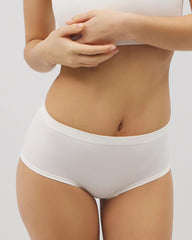 IVORY - Seamless Rib Boyshort Panty | Soma