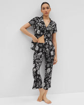 MEANDERING GARDEN BLACK - Cropped Pajama Pants | Soma