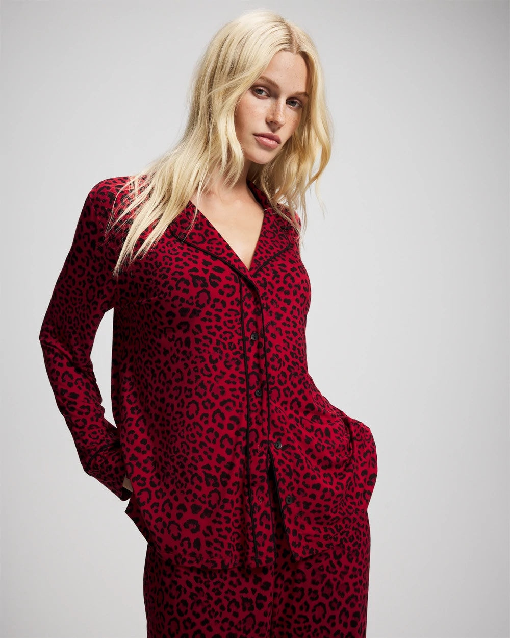 FELINE PAINT THE TOWN RED - Cool Nights Long Sleeve Notch Collar with Piped Placket Pajama Top | Soma