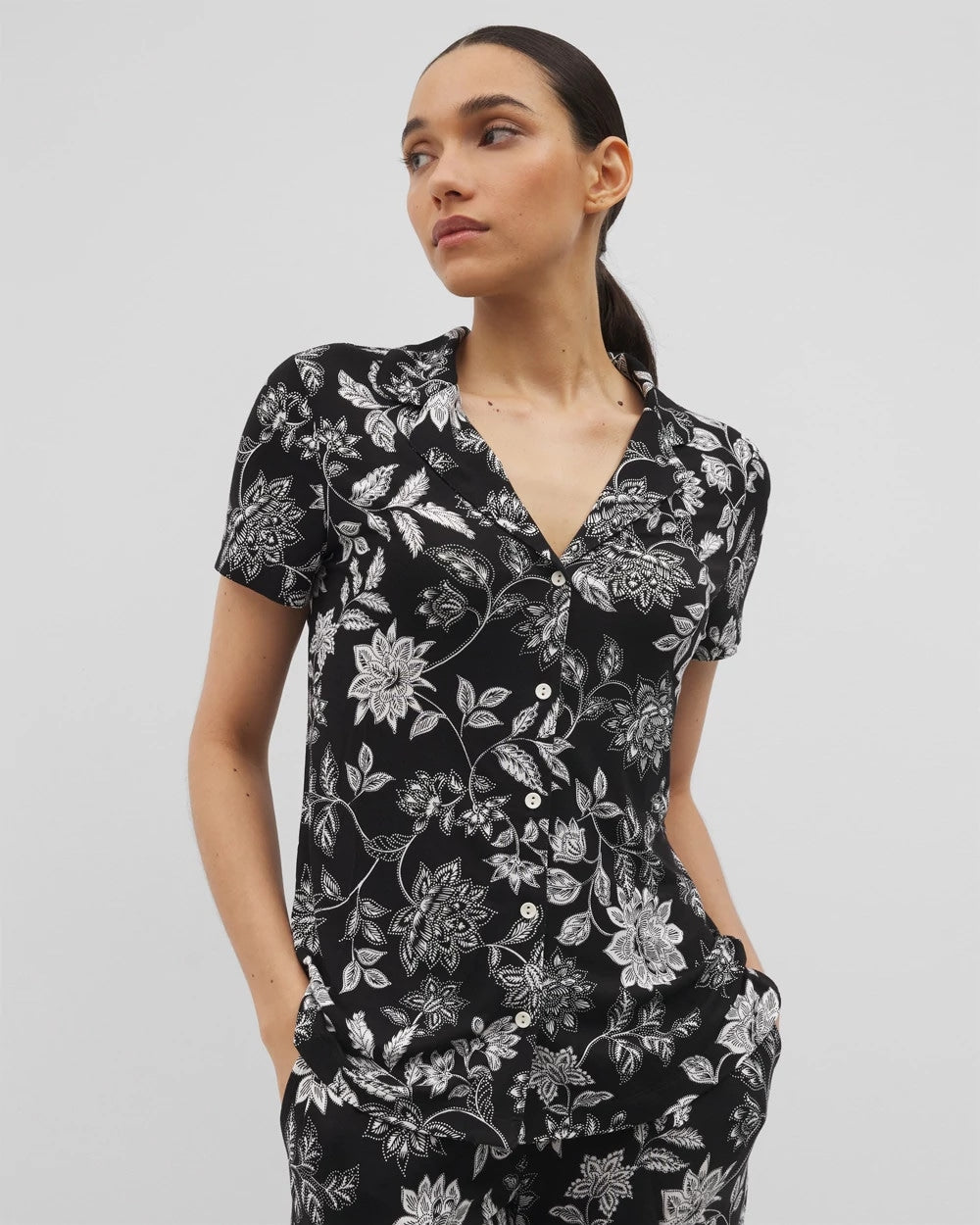 MEANDERING GARDEN BLACK - Short Sleeve Notch Collar Pajama Top | Soma