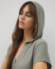 RESTORATION GREEN - Crinkle Knit Short Sleeve V-Neck Hoodie | Soma