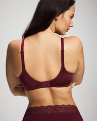 VELVET PLUM - Push-up Plunge Bra with Lace | Soma