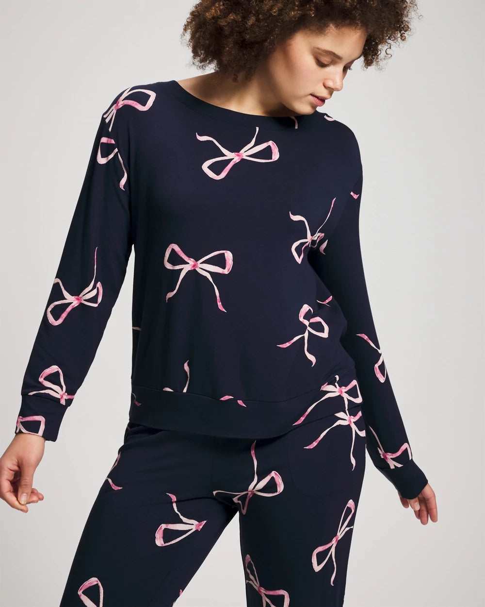 BELOVED BOWS GRAND NAVY - Long-Sleeve Pajama Top | Soma