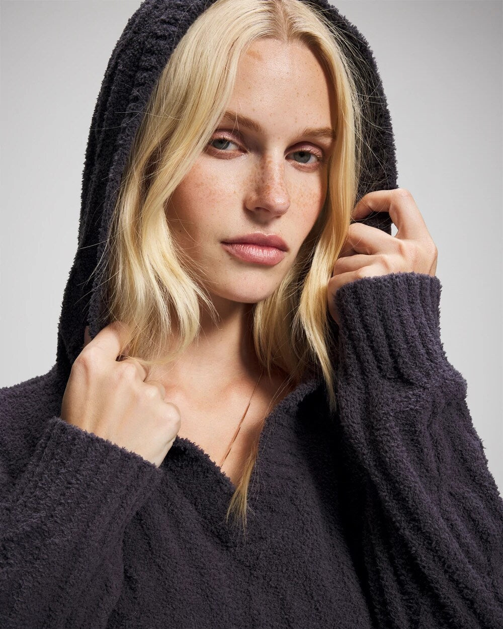 GRAY INK - Cable Knit Plush Hoodie | Soma