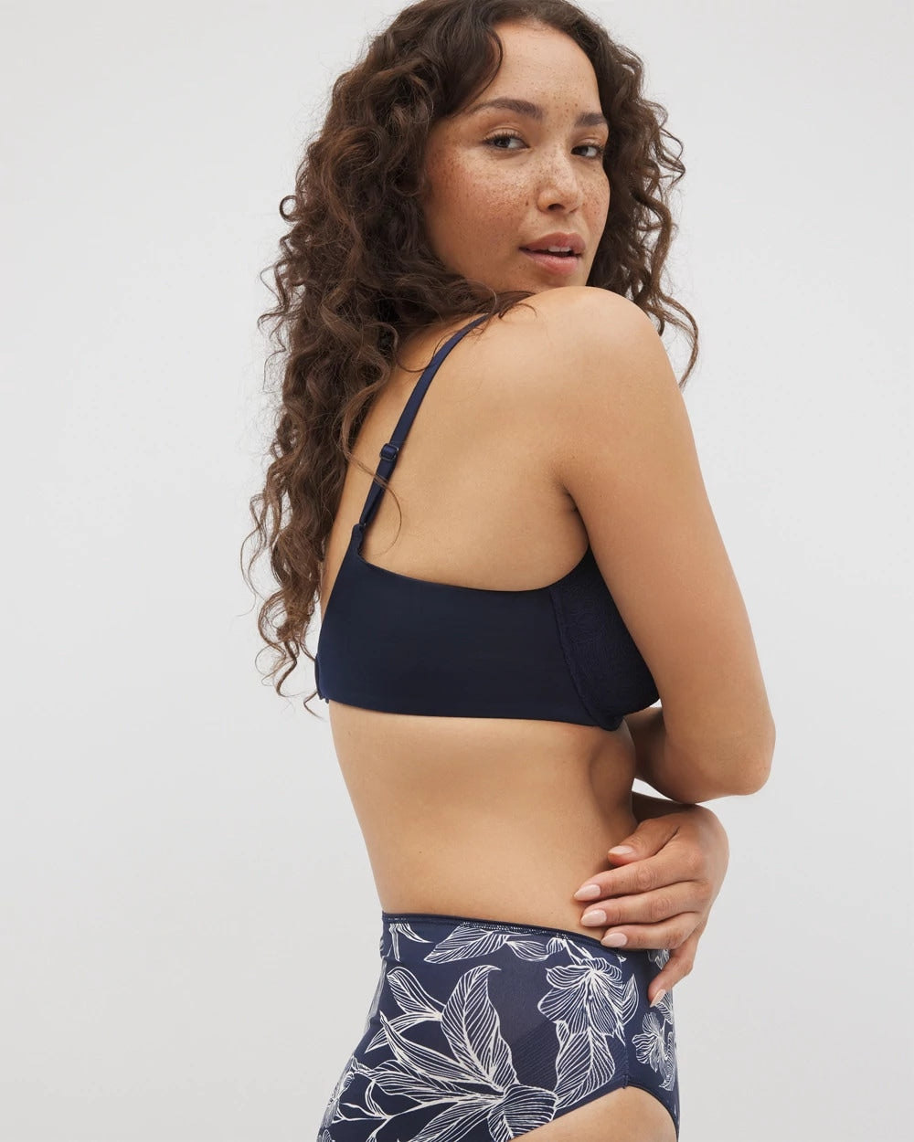 NIGHTFALL NAVY - Push-up Plunge Bra with Lace | Soma
