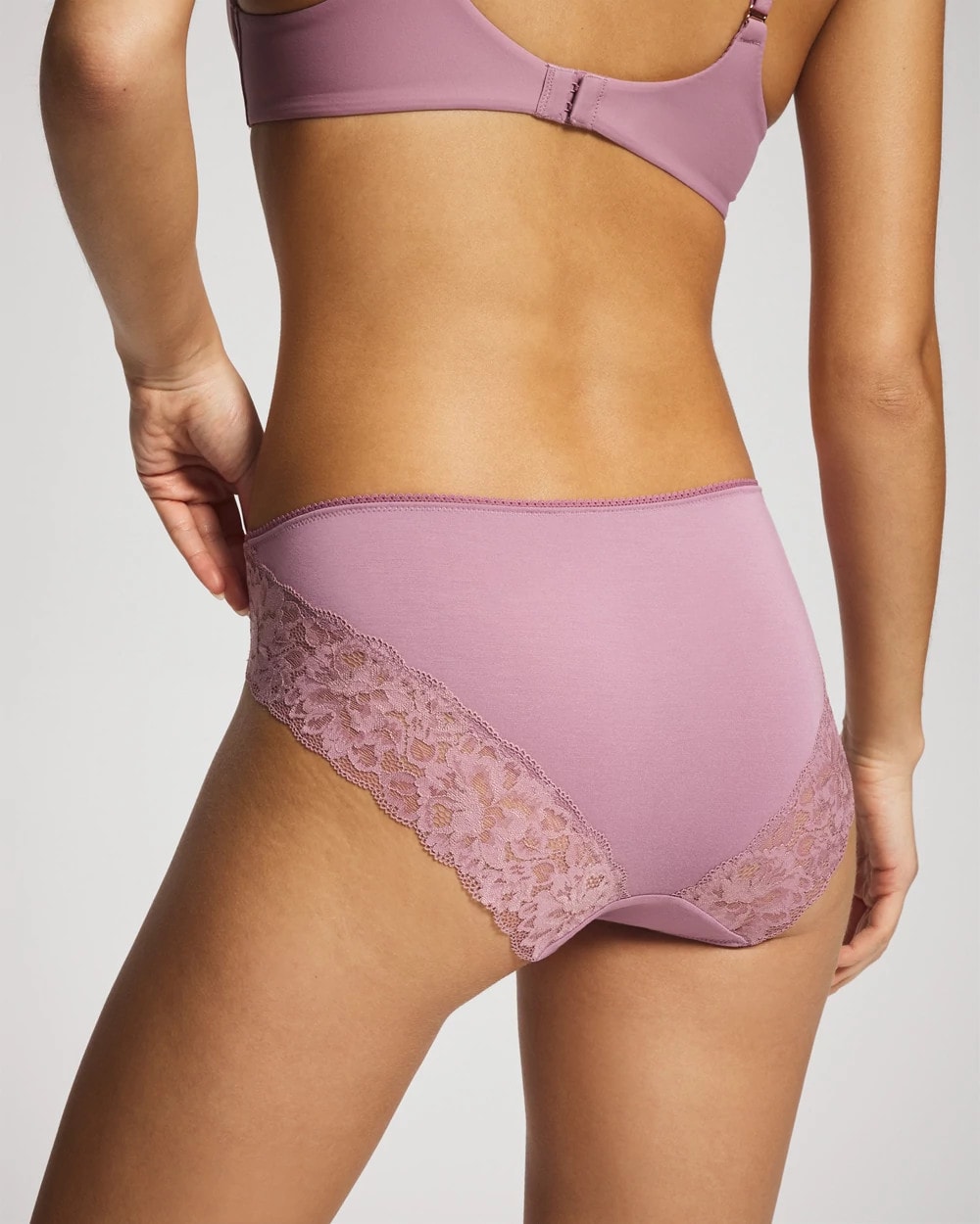 BEACH PLUM - High-Leg Panty With Signature Lace | Soma