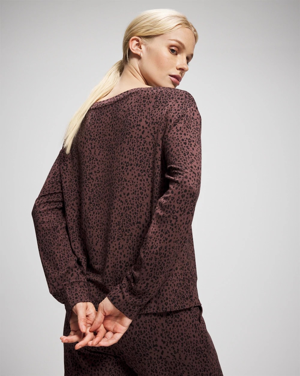 HOT SPOT MOCHA - Long-Sleeve Pajama Top | Soma