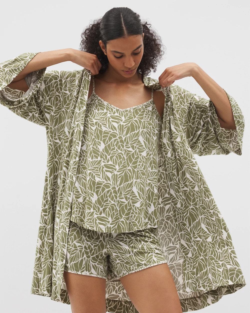 PALMTASTIC VETIVER/CHAMP - Short Robe | Soma