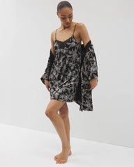PLUMERIA BLOOMS BLK CH - Short Robe | Soma