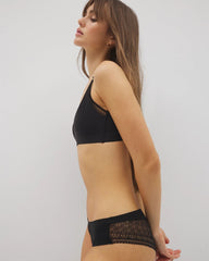 BLACK - Geo Lace Trim Bralette | Soma