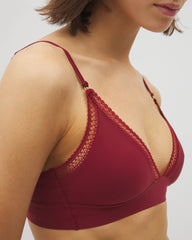 FIRST KISS - Geo Lace Trim Bralette | Soma