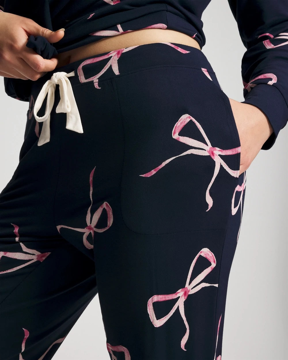 BELOVED BOWS GRAND NAVY - Banded Ankle Pajama Pant | Soma