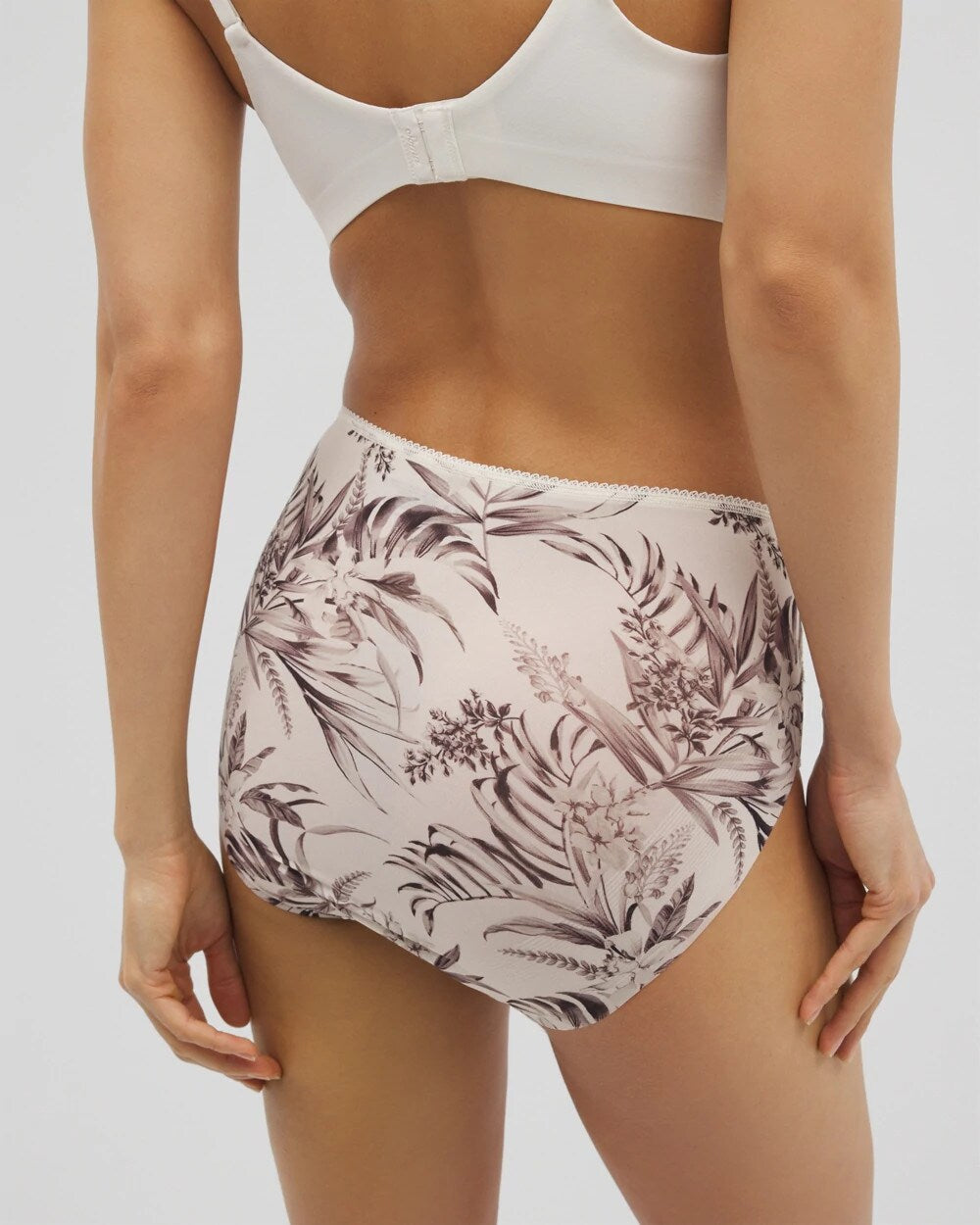 PALM PERFECT M CHAMPAGNE - Vanishing Edge Microfiber Modern Brief Panty with Lace | Soma