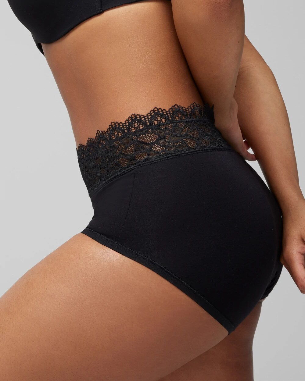 BLACK - Brief Panty with Enchanting Lace | Soma