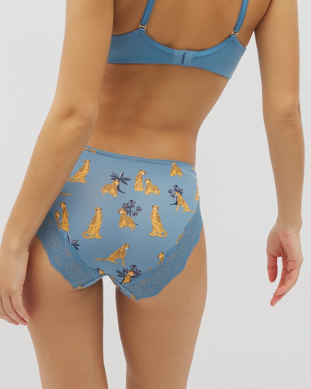 FELINE FUN M BLUE HEAVEN - Embraceable Hipster Panty Crochet Lace | Soma