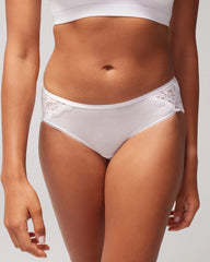 OPTIC WHITE - Hipster Panty with Enchanting Lace | Soma