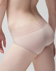 ADOBE ROSE - Hipster Panty with Enchanting Lace | Soma