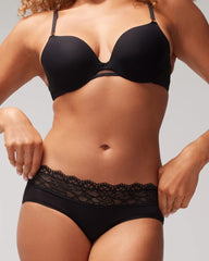 BLACK - Hipster Panty with Enchanting Lace | Soma