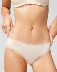 PALE SAND - Cotton Hipster Panty with Lace Trim | Soma