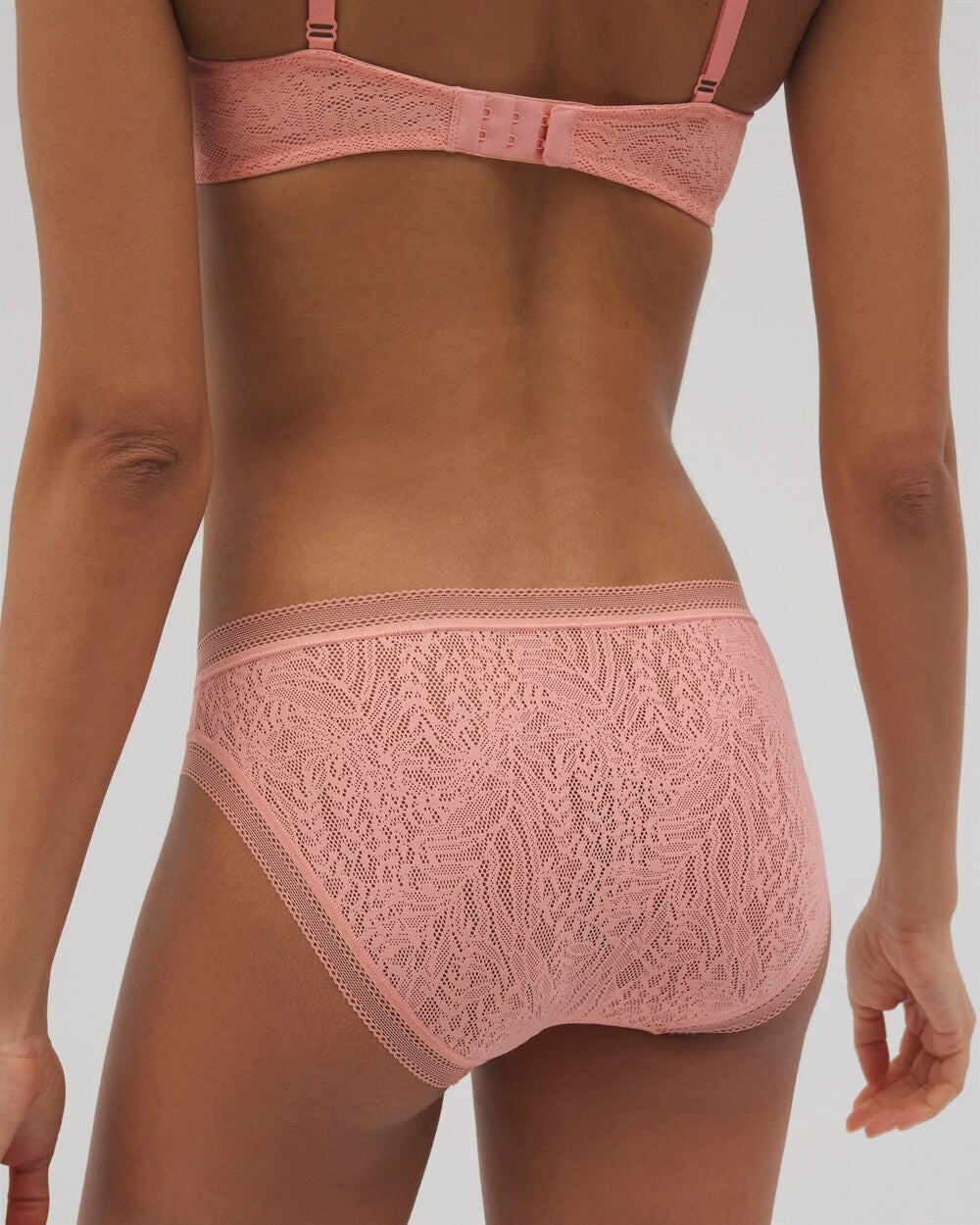 PALOMA GLOW - Soma Hipster Panty with Stretch Lace | Soma