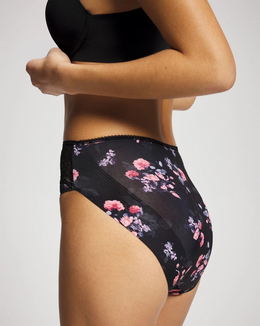 FLORAL DREAMS BLACK MINI - Edge High-Leg Panty with Lace | Soma