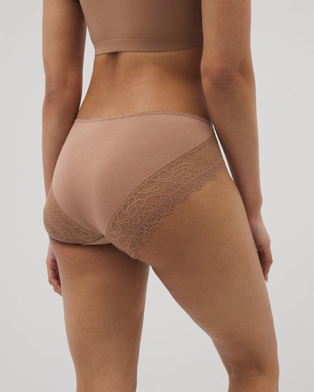 WARM SIENNA - High-Leg Panty with Enchanting Lace | Soma
