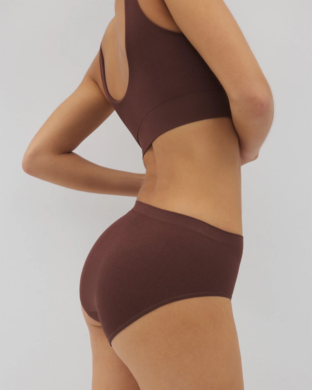 MOCHA - Seamless Rib High-Leg Panty | Soma