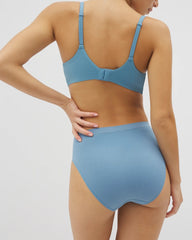 BLUE HEAVEN - Seamless Rib High-Leg Panty | Soma