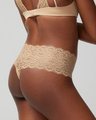 WARM AMBER - High-Waist Thong Panty with Enchanting Lace | Soma