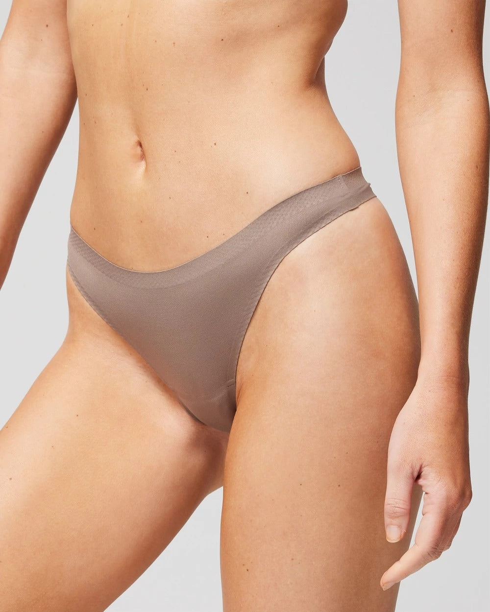 MOCHACCINO - Soft Stretch Thong Panty | Soma