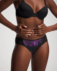 GILDED BLOOMS MAGENTA M - Edge Bikini Panty with Lace | Soma