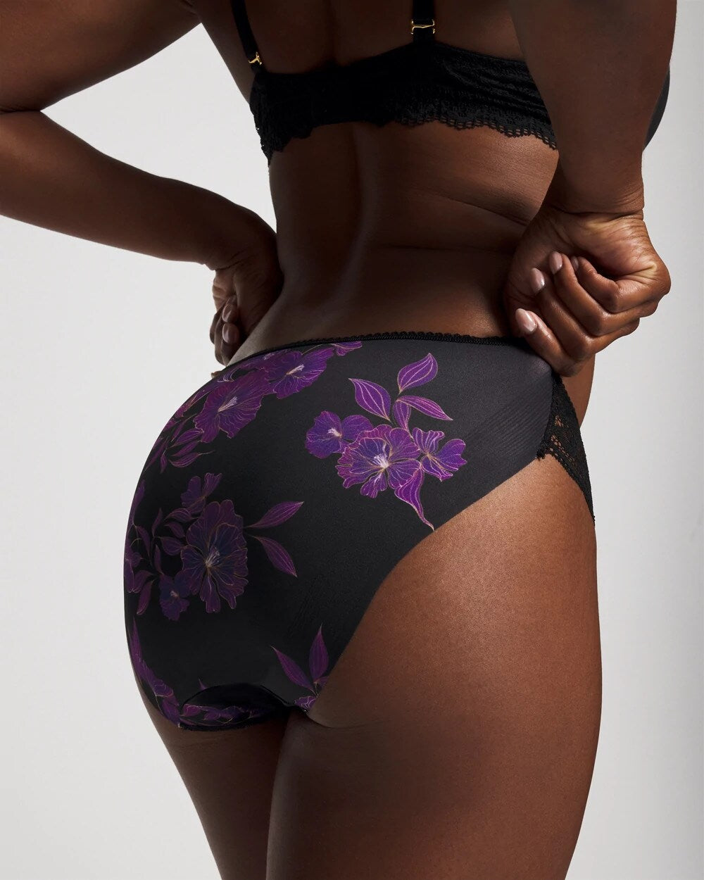 GILDED BLOOMS MAGENTA M - Edge Bikini Panty with Lace | Soma