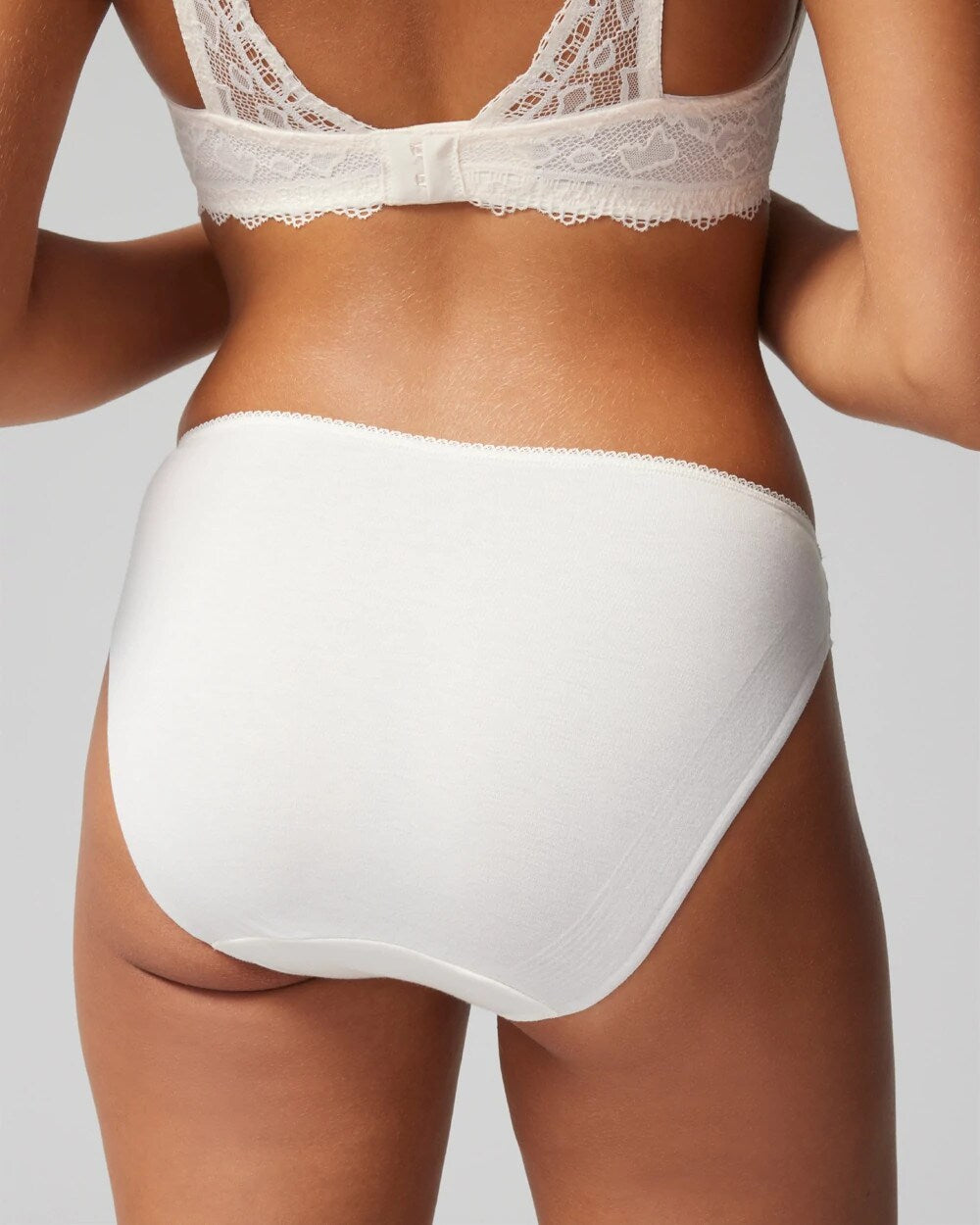 IVORY - Cotton Blend Bikini Panty with Lace | Soma