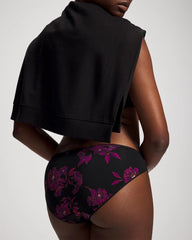 GILDED BLOOMS MAGENTA M - Bikini Panty with Lace | Soma