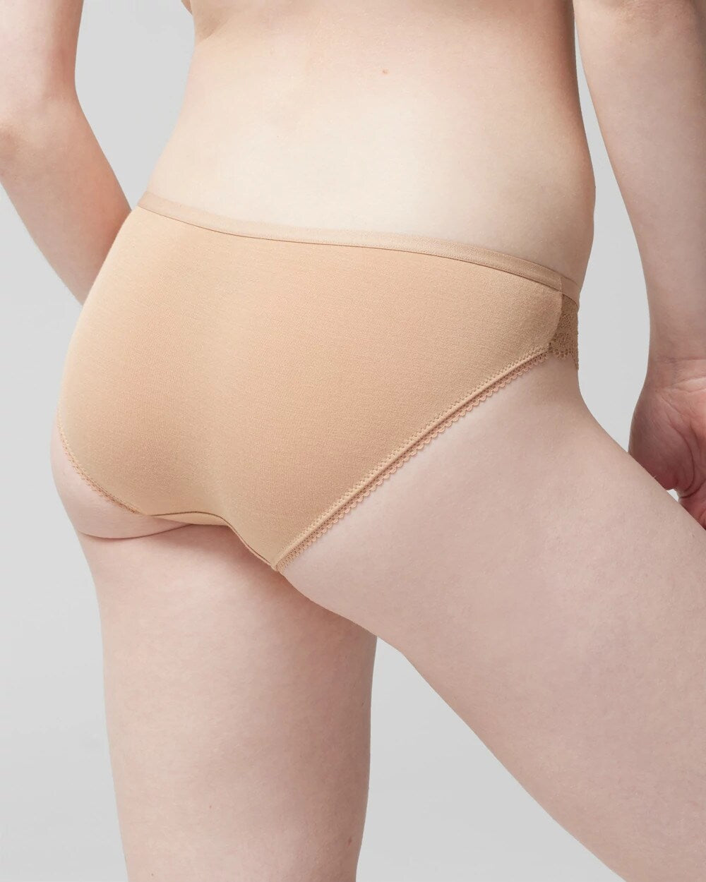 WARM AMBER - Bikini Panty with Enchanting Lace | Soma