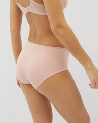 HUSH - Seamless Rib Boyshort Panty | Soma
