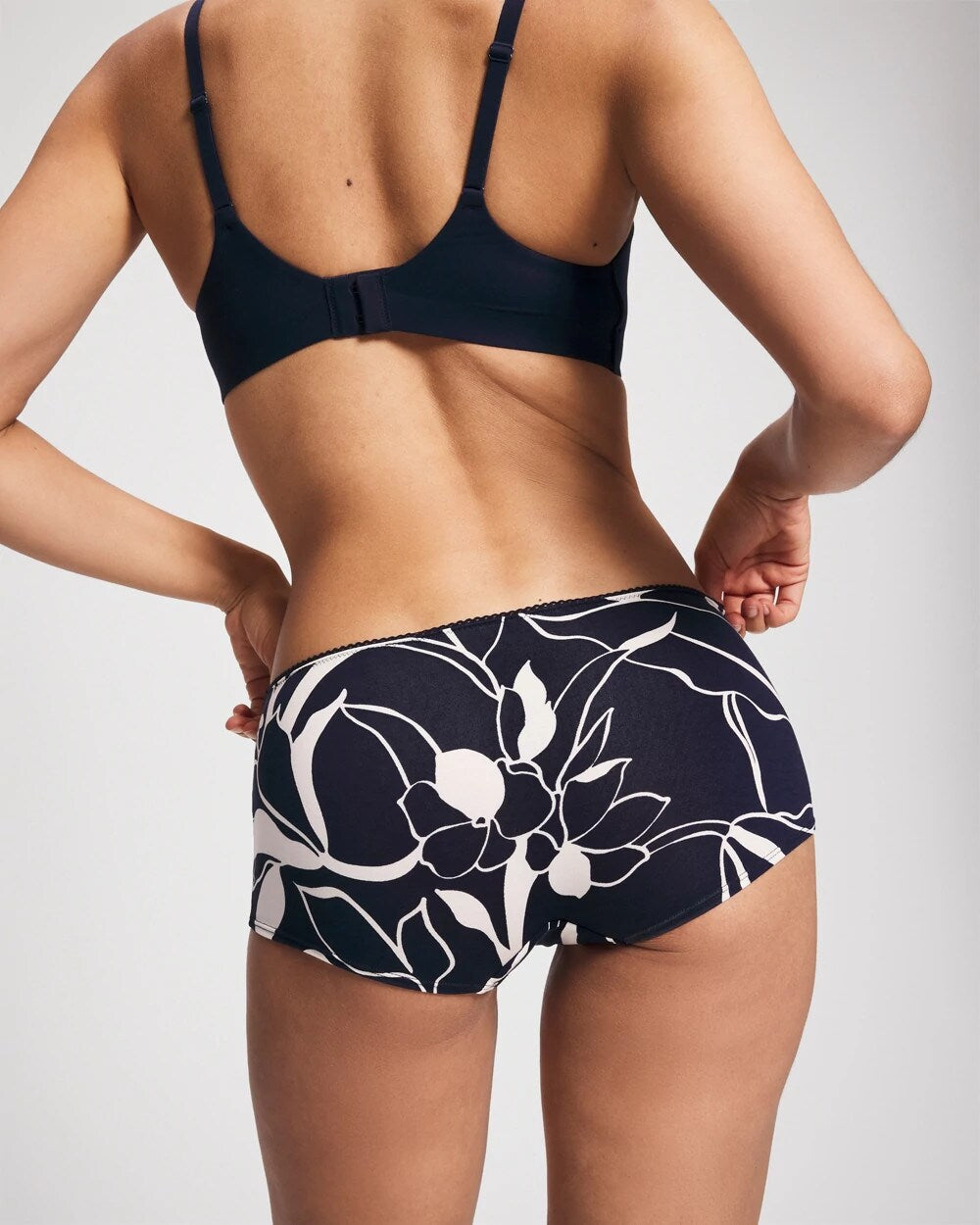 NOUVEAU FLORA MINI NAVY - Lace Boyshort Panty | Soma