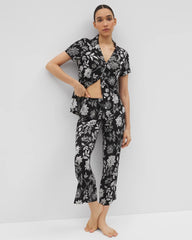 MEANDERING GARDEN BLACK - Cropped Pajama Pants | Soma