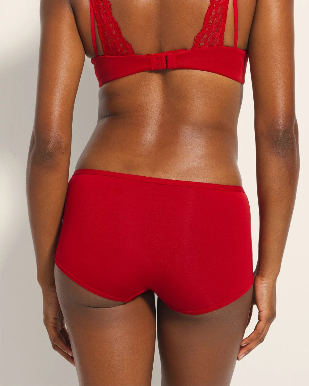 PAINT THE TOWN RED - Boyshort Panty with Enchanting Lace | Soma